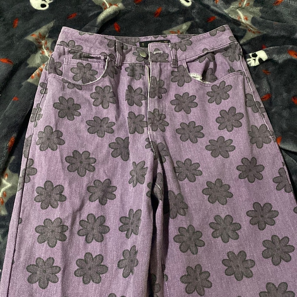 Hesperus purple flower jeans
